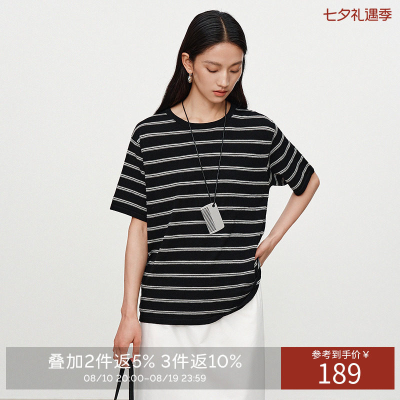 衣香丽影黑白条纹短袖针织衫女2026今年秋装新款落肩宽松休闲上衣