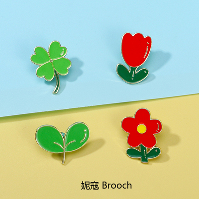 原创卡通四叶草胸针个性小红花男女学生包包衣服配饰别针饰品徽章