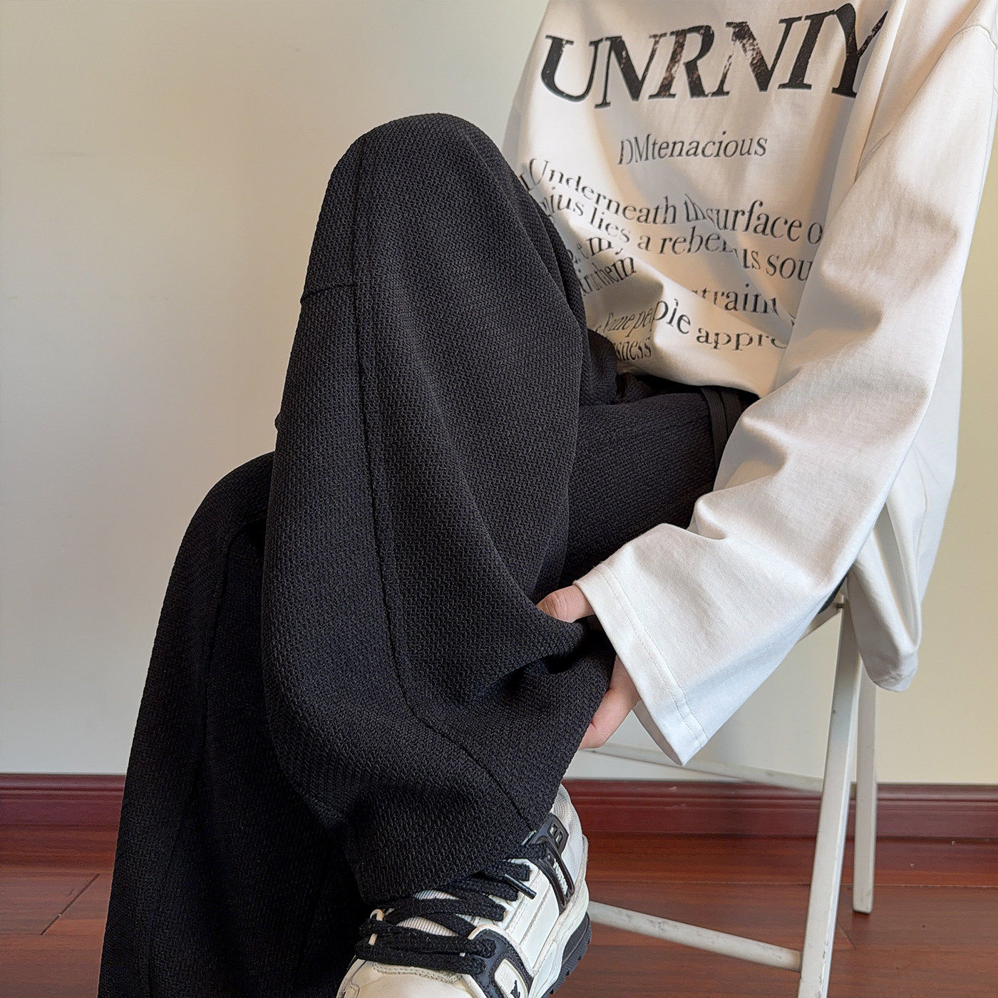 ESSEFAUST秋冬设计感华夫格黑色休闲裤男款潮流宽松百搭直筒长裤,男装,休闲裤,淘宝优惠券,粉丝福利购,淘宝优惠卷