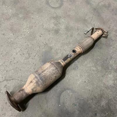 金杯小海狮三元催化器原厂