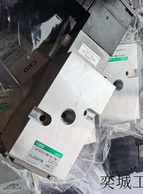 喜开理电磁阀4F310-08-B-TN AC220V原装4F310-08-B-T-FL DC24V