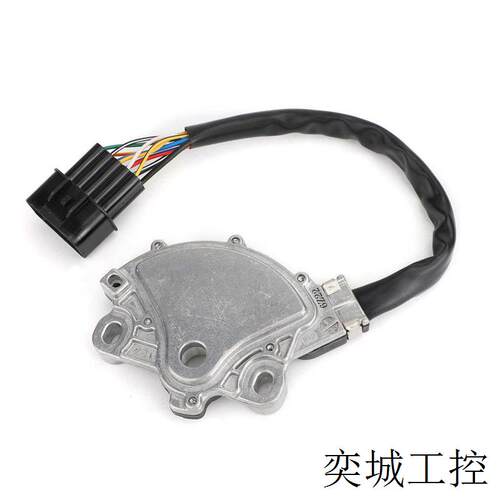 适用于三菱帕杰罗V73 V75空挡安全波箱档位开关MR263257 8604A015