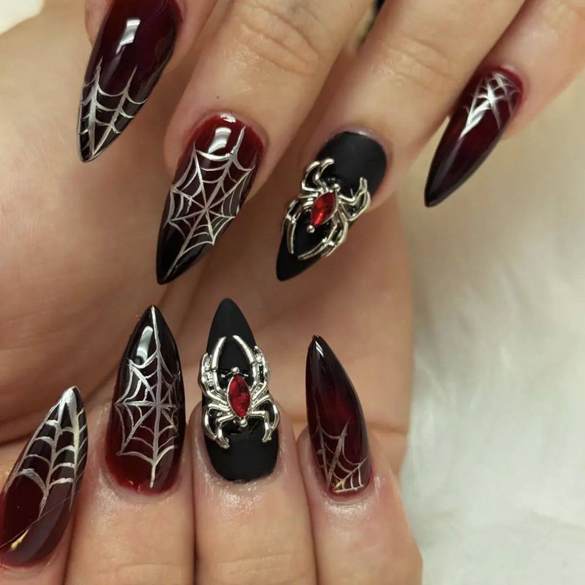 24pcs Sliver Spider Design Fake Nail Heavy Metal Halloween F