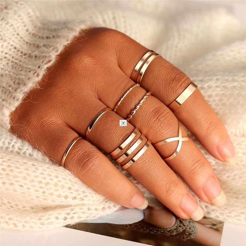 original design gold color round hollow geometric rings set