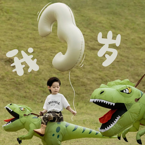 奶油数字气球生日装饰