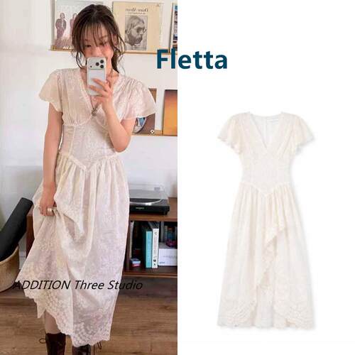 韩国 Fletta 26夏季新款法式复古蕾丝刺绣V领收腰小飞袖连衣裙女