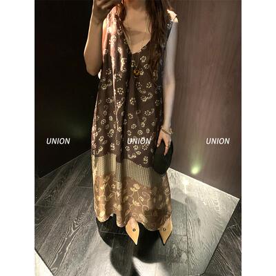 UNION 官方授权  X MAKEIF  25春夏 印花V领度假洋装
