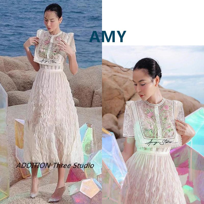 越南小众 AMY 夏季新款甜美气质刺绣蕾丝边高腰显瘦短袖连衣裙女