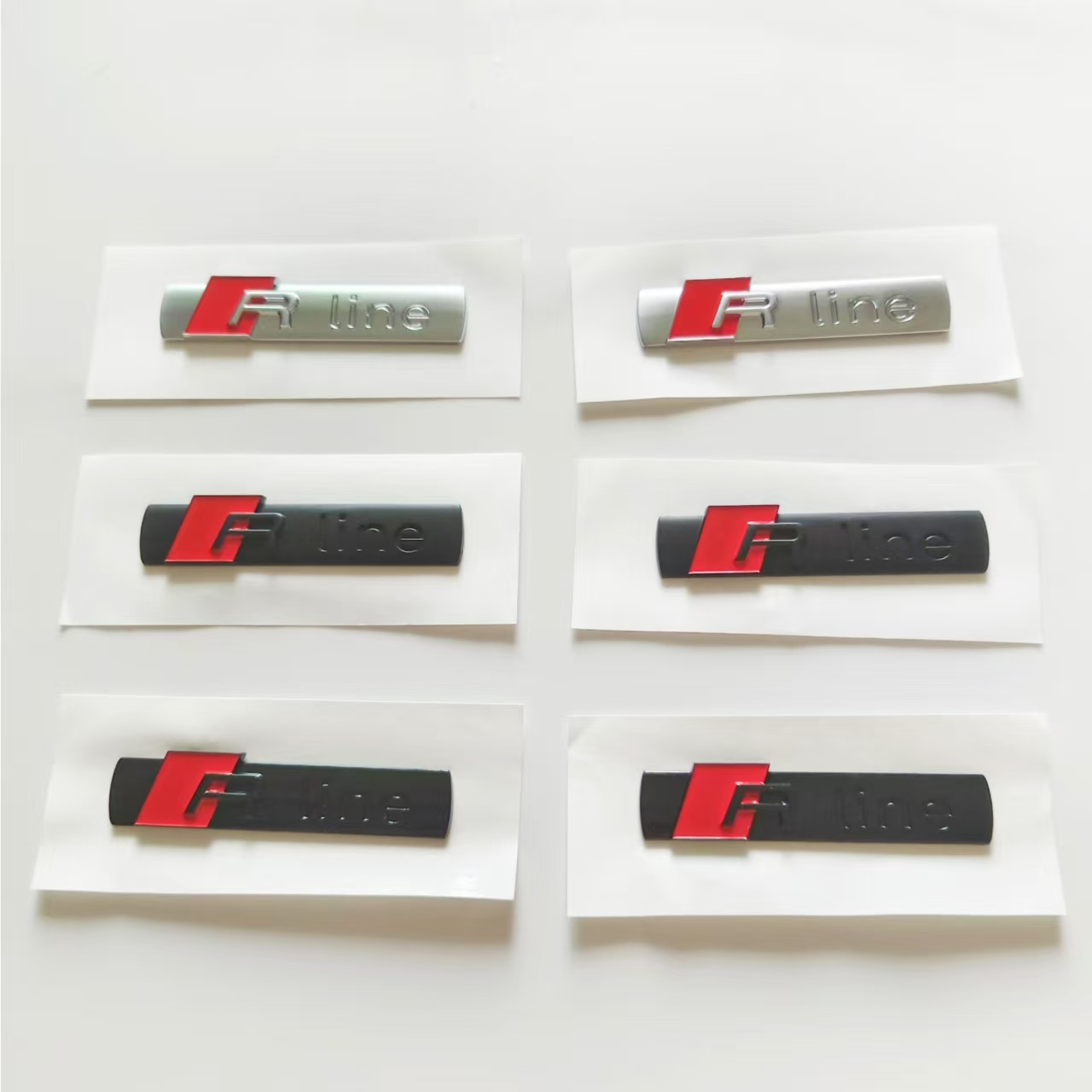 奥迪Rline叶子板侧标贴