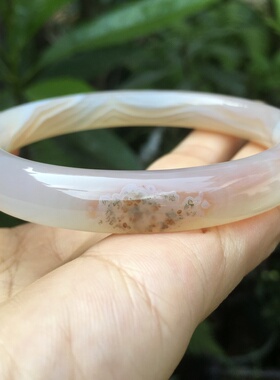 宫廷风女款缠丝玛瑙复古圆条手镯