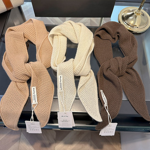 百分百羊毛100%澳洲羊毛高品质三角巾护颈羊绒披肩女简约针织围巾