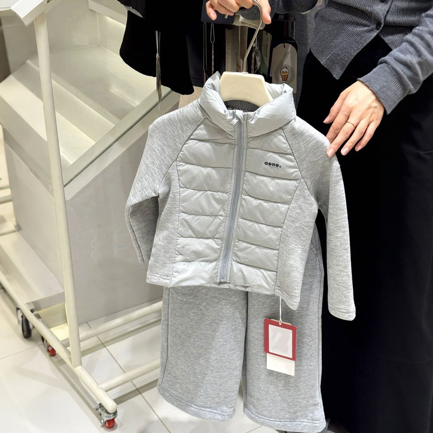 女童羽绒服儿童miu系穿搭外套潮3