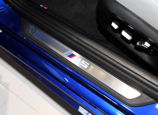 F90 LED发光迎宾条 门槛条 现货 BMW宝马原厂 门边踏板 G30改装