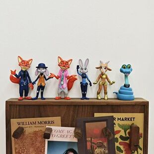 可爱动物城2卡通动漫手办盲盒 牛局长克朱迪警官公仔蛋糕装饰摆件