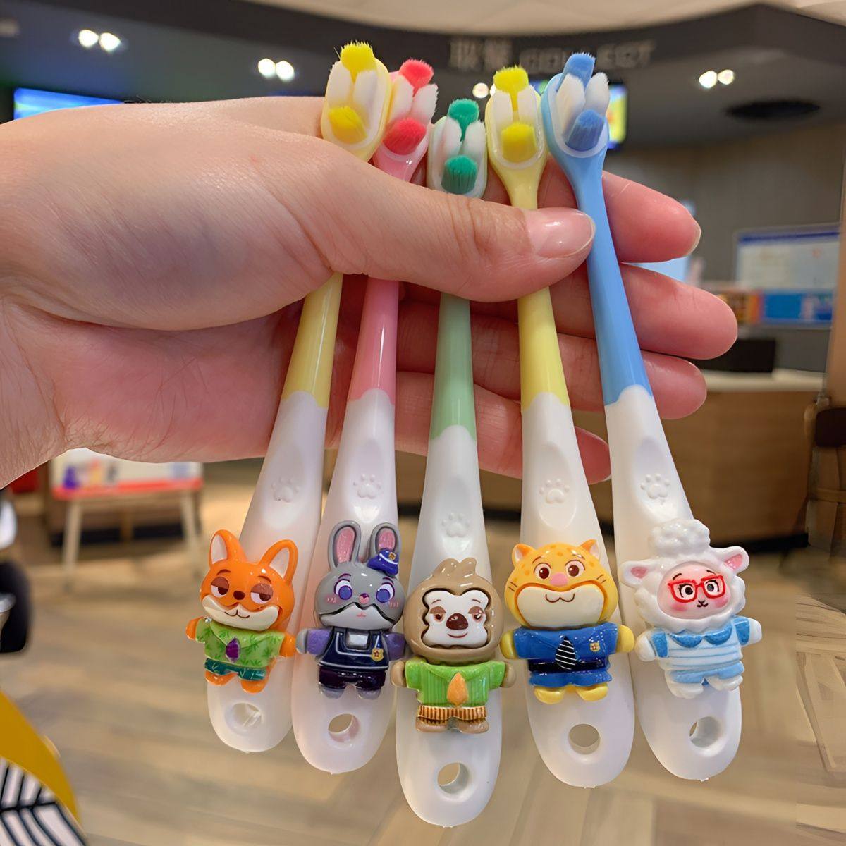 朱迪尼克可爱儿童卡通疯狂动物城2-10岁万毛柔软刷毛超细护龈软毛,洗护清洁剂/卫生巾/纸/香薰,牙刷/口腔清洁工具,淘宝优惠券,粉丝福利购,淘宝优惠卷