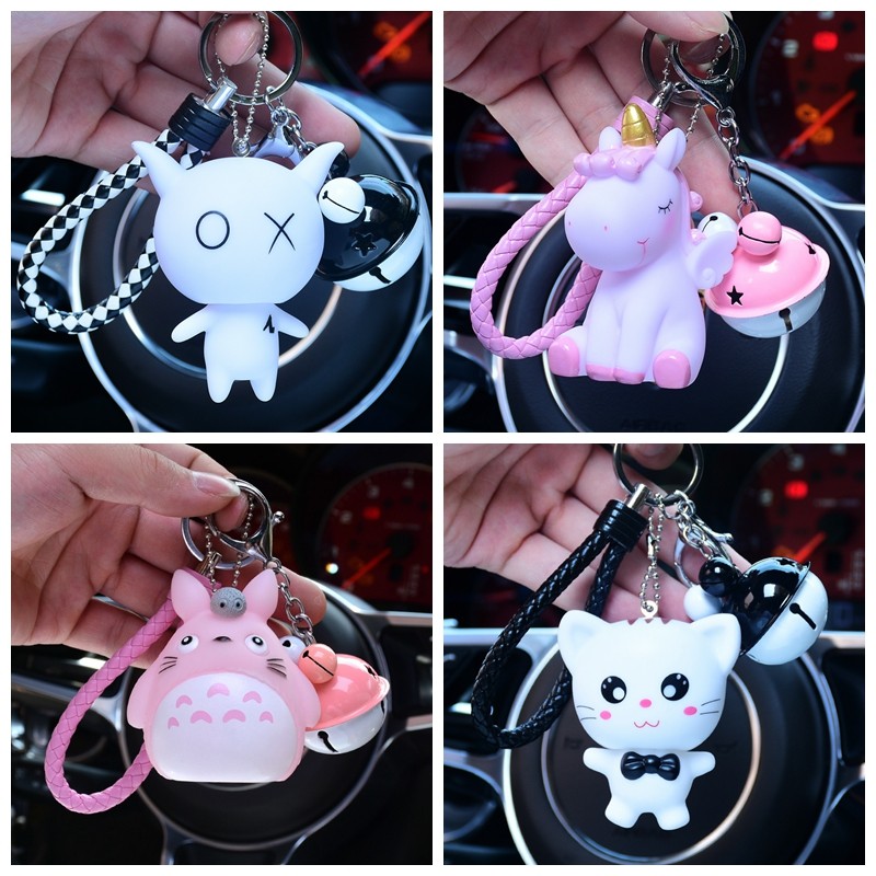 蜡笔小新钥匙扣背包书包挂件ins潮男生日系潮牌玩偶创意丑萌网红p在类目 节庆用品/礼品, 创意礼品, 钥匙扣中 - 来自Buy2taobao.com提供专业的淘宝代购服务