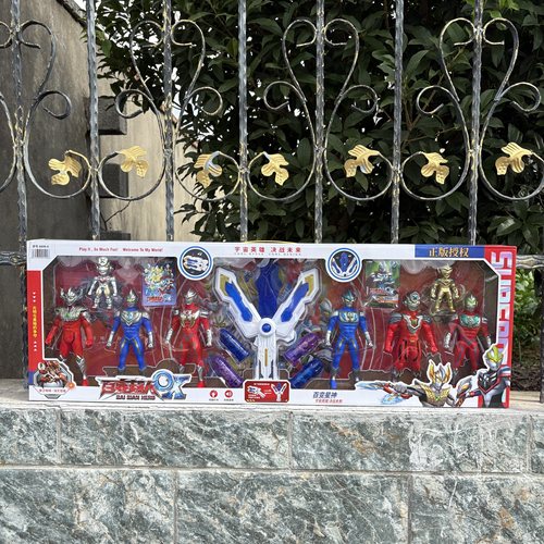 圣诞节日礼物百变超人OX宇宙战士怪兽男孩手臂可转动儿童玩具套装