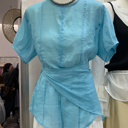 设计感小众收腰短袖衬衫女夏季款2025显瘦别致洋气蓝色上衣小衫女