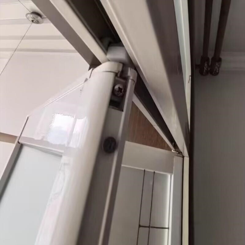 老款折叠门塑料五金配件轨道上吊轮卫生间铝合金隔断推拉门滑轮.