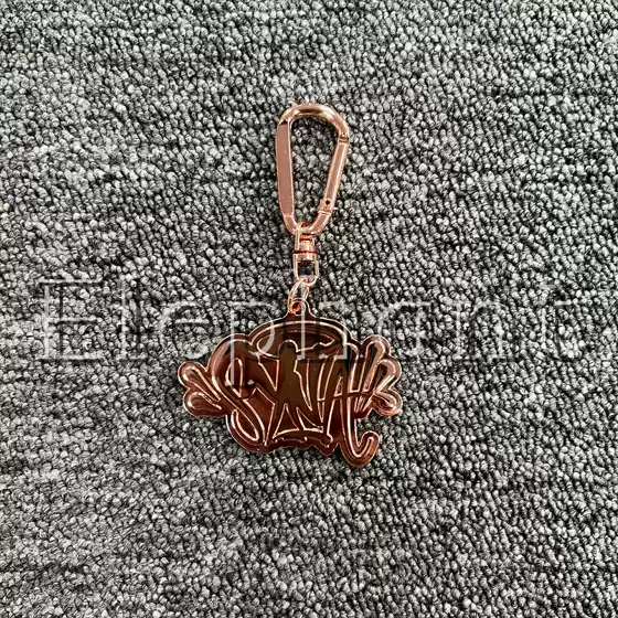 Syna World Rose Gold Metal Keychain Pendant Creative Bag Accessories Central Cee Hip Hop