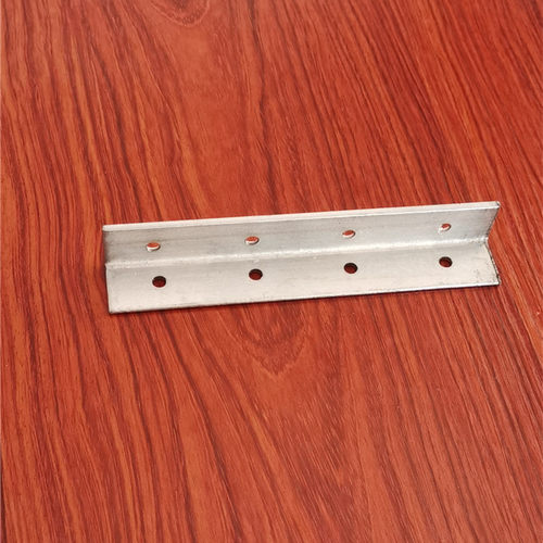 带孔角钢冲小孔热镀锌角铁多孔位定制加工花边角铁角码开孔三角架