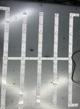 广告机数拓AI43W灯条CC02430D330V05-B QL430 25X2 25S2P 2010