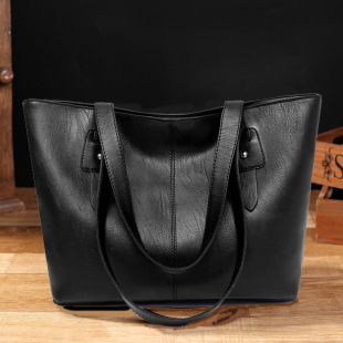 简约托特包单肩斜跨休闲女包大容量春季 包时尚 女包 女式 2026新款