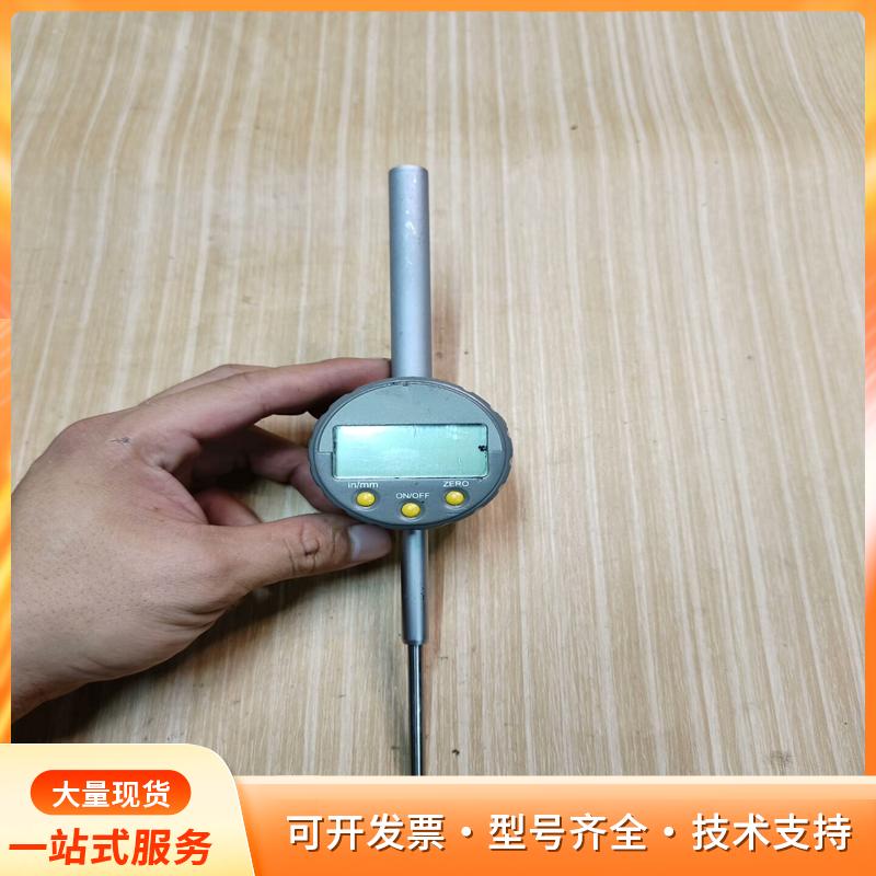 数显百分表，量程0-12.5mm，分辨率0.01mm，精度P