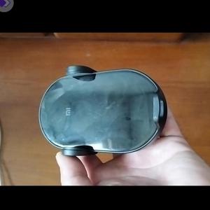 小米无线车充20w车载充电器功能正常。单机发货。实物拍摄，p