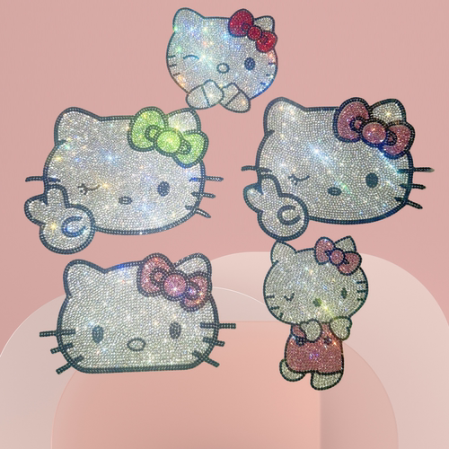 Hello kitty汽车钻贴 头盔凯蒂猫钻石装饰贴 可爱卡通行李箱贴
