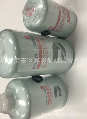 LF9070机油过滤芯LF670/LF777/FS1212/WF2075/LF3000/LF3349