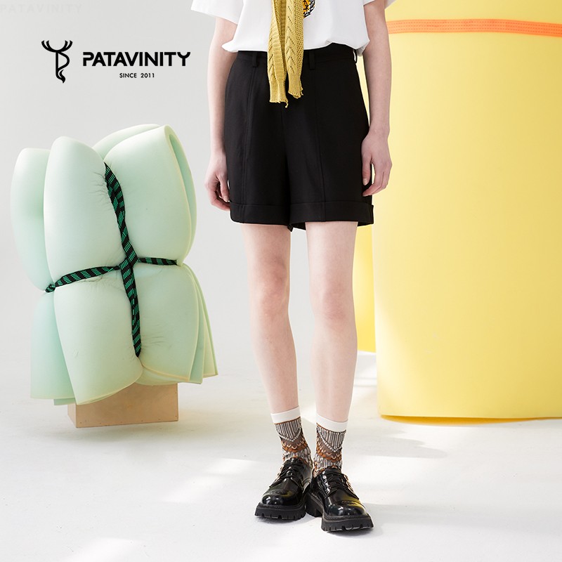 PATAVINITY夏素色设计简约短裤女装8F3223004