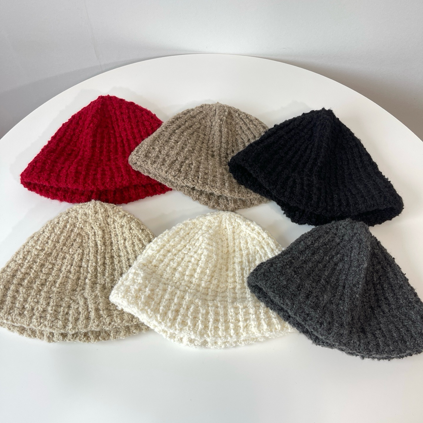 韩国东大门代购秋冬新款纯色针织毛线帽女保暖护耳包头冷帽子潮