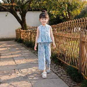 小女孩碎花中国风套装夏季2026新款儿童新中式盘扣设计汉服两件套