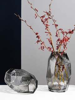 现代简约北欧几何银色陶瓷花瓶样板间轻奢摆件创意家居软装饰品