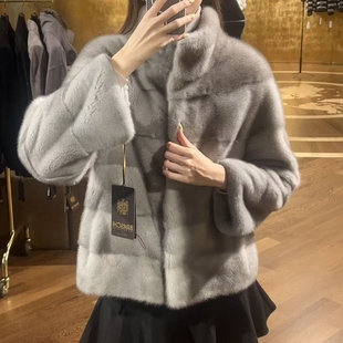 布拉斯琦皮草  蓝宝石貂 18500   定金500  拍下备注码号不退不换