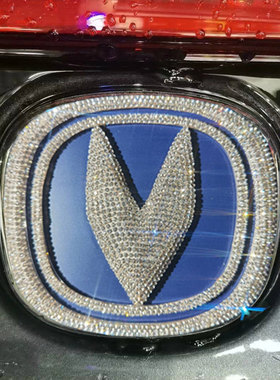 适用于长安镶钻车标CS755CS35PLUSUNI-T逸动方向盘改装饰车贴钻石