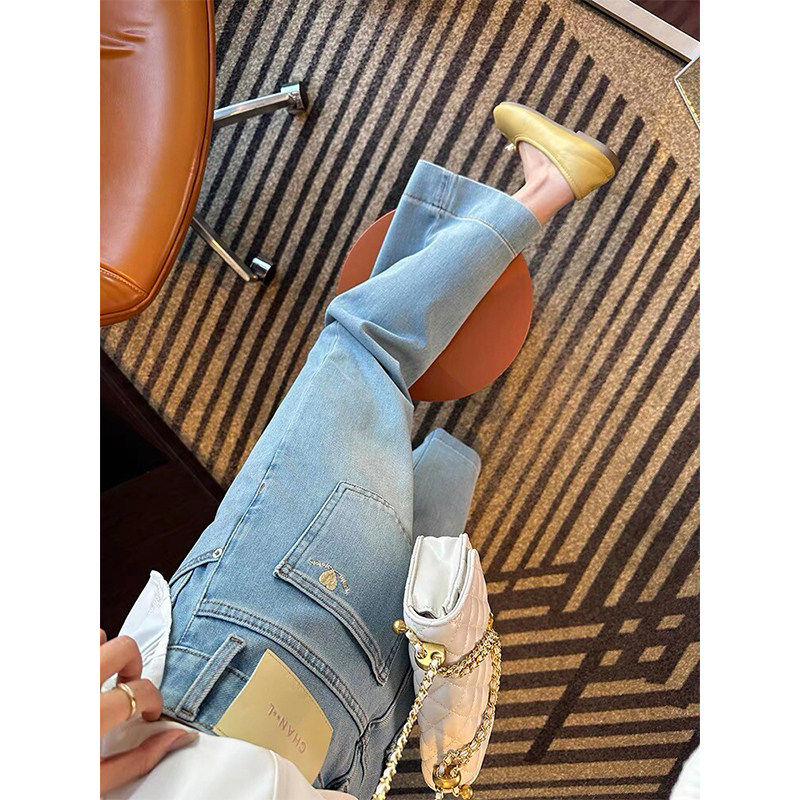 浅蓝色直筒牛仔裤女2026春季新款胖mm梨型身材遮胯显瘦九分阔腿裤