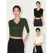 HU腔调辣妹 五分袖 黑色V领中袖 修身 正肩t恤 上衣女高级感短款 NEVA