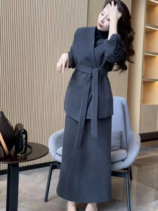 美拉德穿搭一整套女秋冬高级感奢华气质绑带外套高腰半身裙两件套
