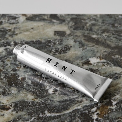 TangentGC润泽唇膏保湿