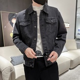 黑色