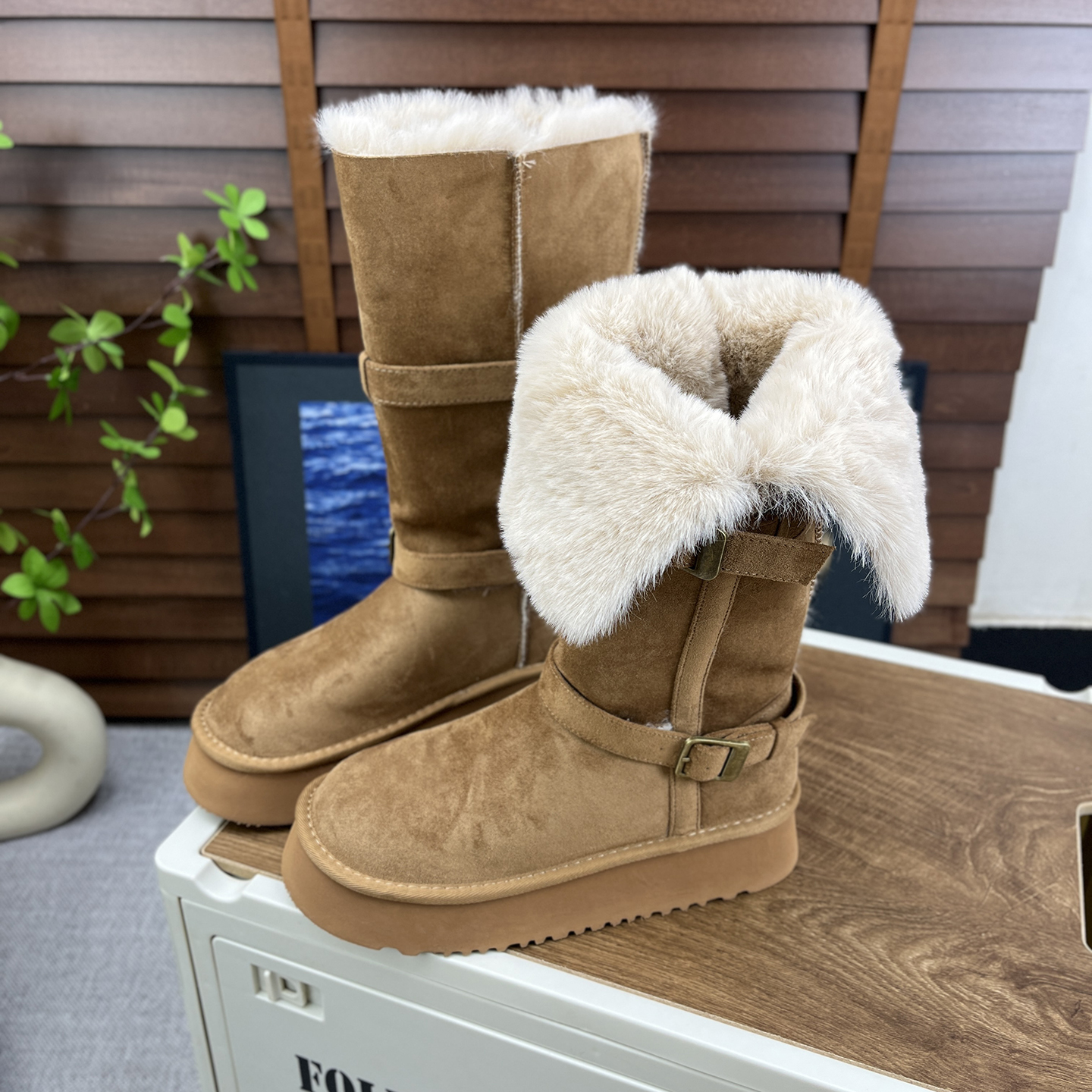 冬季加绒加厚复古长筒雪地靴女