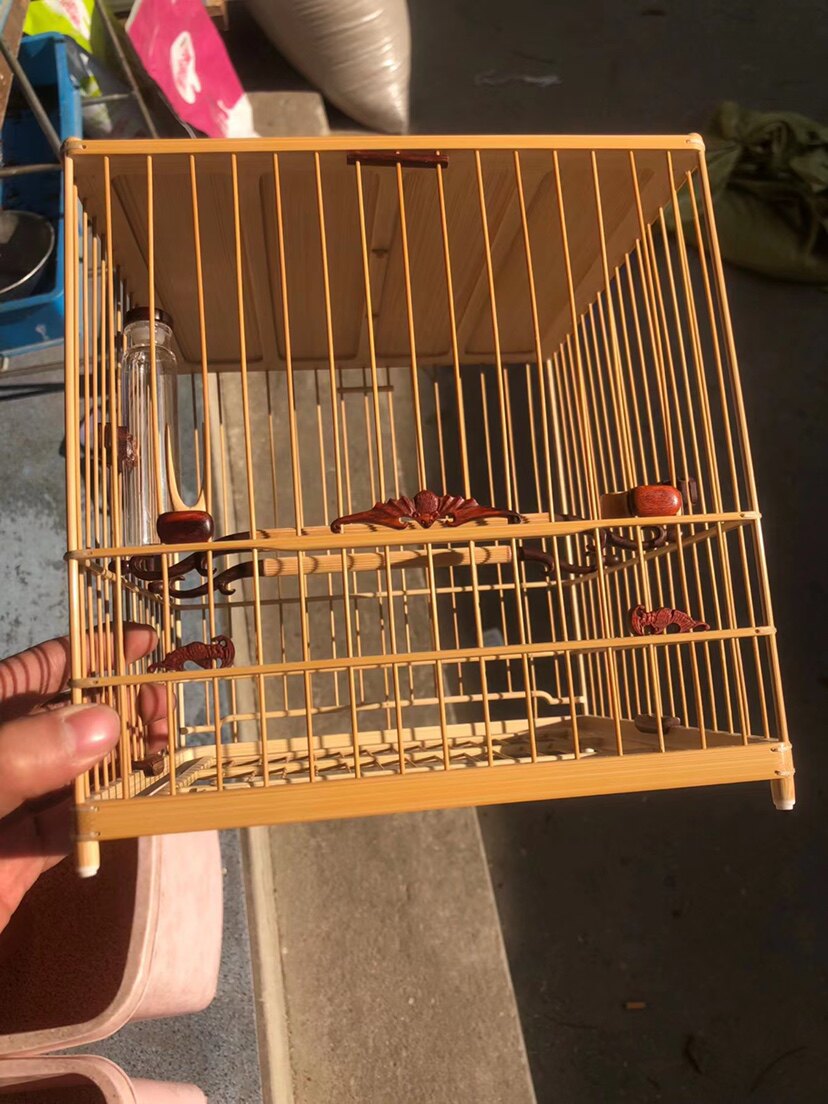 善成款绣眼笼竹笼南笼方笼 小叶紫檀蝙蝠门 尖榫留青大镶顶绣眼笼