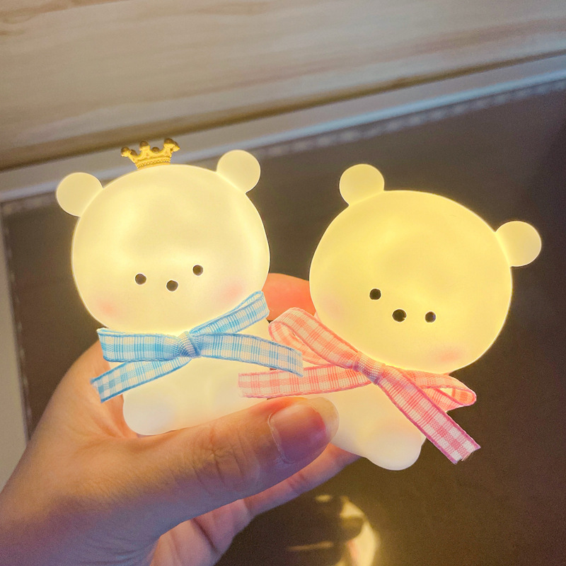 皇冠小熊小夜灯学生宿舍