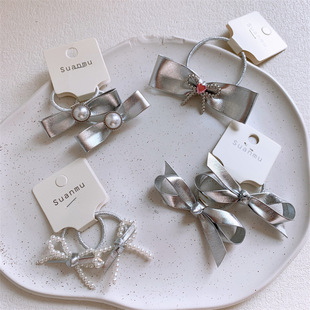 新款 头绳发饰 儿童银色皮质珍珠蝴蝶结发圈女童扎头发皮筋发绳对装