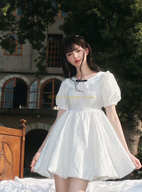 Three Quarters设计师品牌 2023夏新款甜美花朵提花分割连衣裙