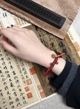 藏式红绳红绳手链桃木新中式