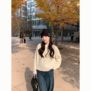 Peanut 花生糖 复古加厚圆领麻花毛衣秋冬新款显瘦保暖内搭针织衫