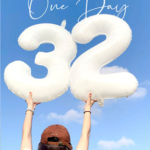520情人节32寸数字气球毕业白色儿童生日派对装饰布置周年庆拍照